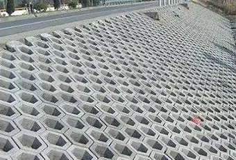 Integrated Block and Stone Production Machine