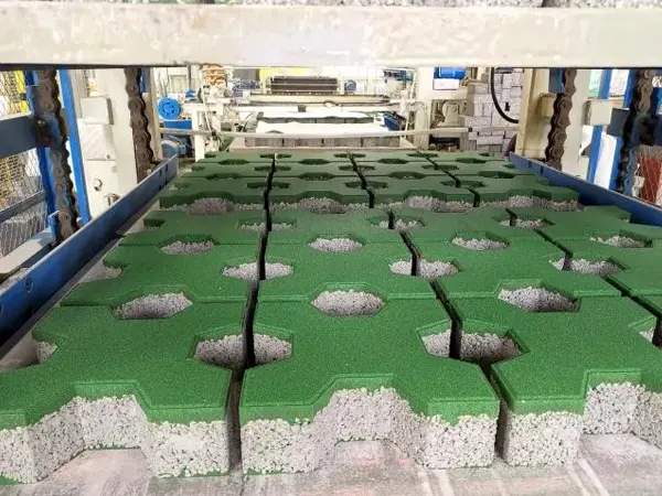 QFT15-18 Brick Making Machine